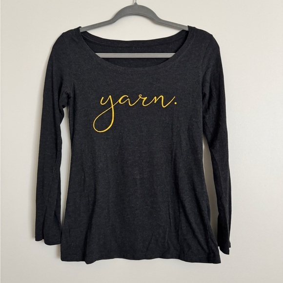 Long sleeve charcoal graphic tee yarn mammas - Picture 1 of 5
